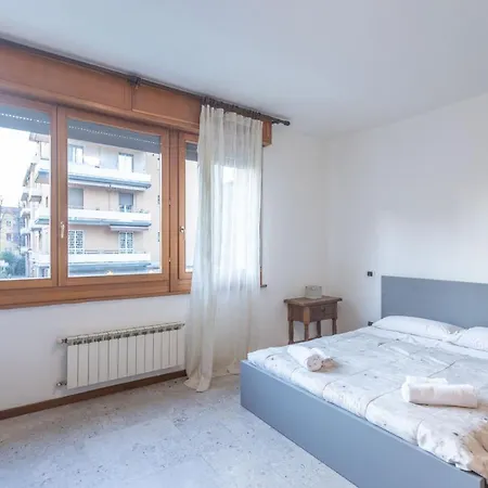 Apartamento Torreggiani, By Short Holidays